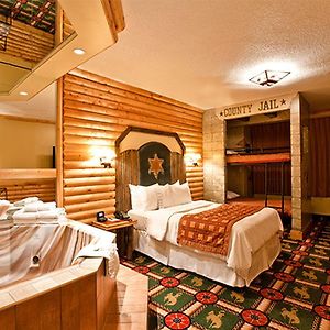 Western Family Theme Room